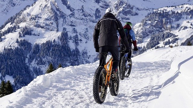 Comment bien préparer son voyage à vélo?